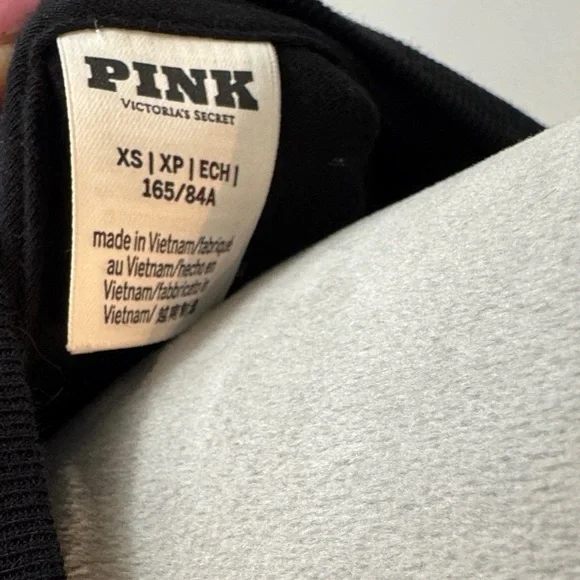 PINK Victoria's Secret Black Tee with Butterfly Graphic EUC XS/S - Picture 3 of 9